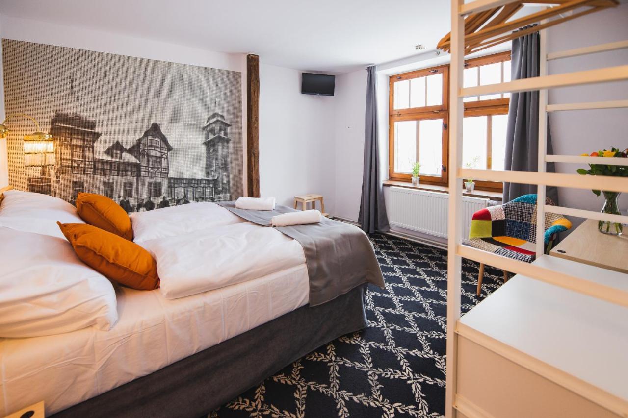 Hotel Petrin Jablonec nad Nisou Bagian luar foto