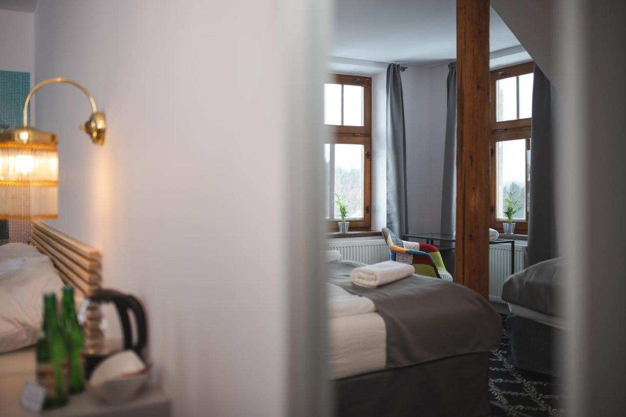 Hotel Petrin Jablonec nad Nisou Bagian luar foto