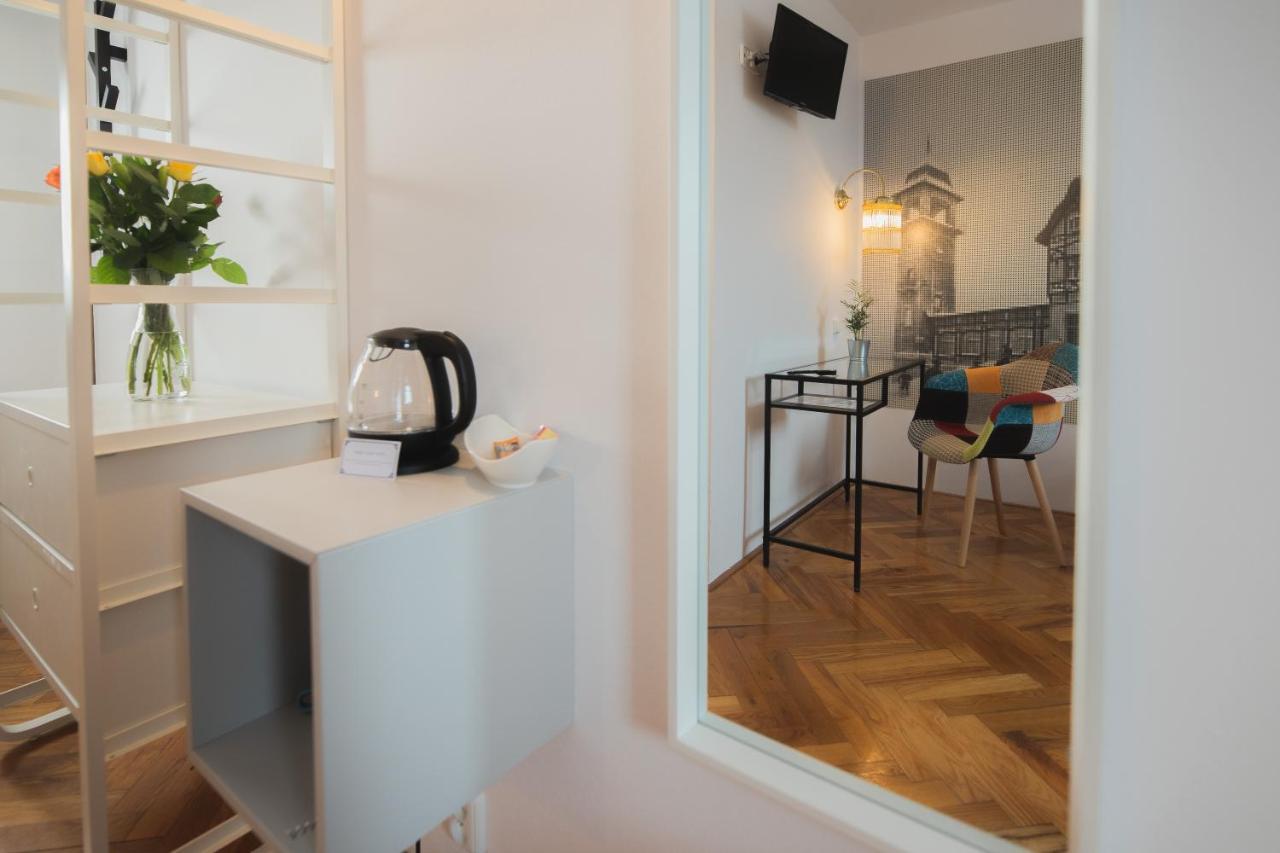 Hotel Petrin Jablonec nad Nisou Bagian luar foto