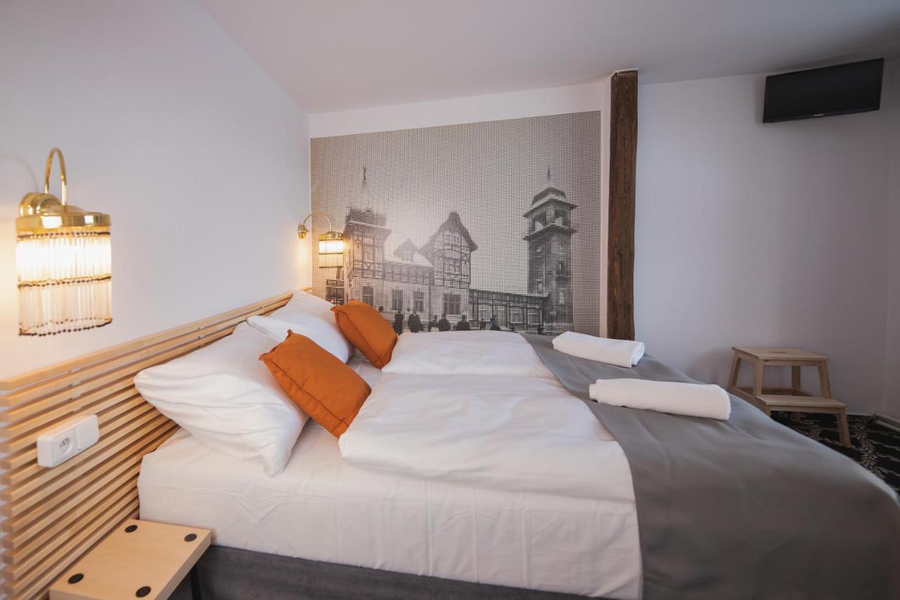 Hotel Petrin Jablonec nad Nisou Bagian luar foto